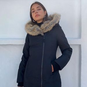 Aritzia St Moritz Parka size M